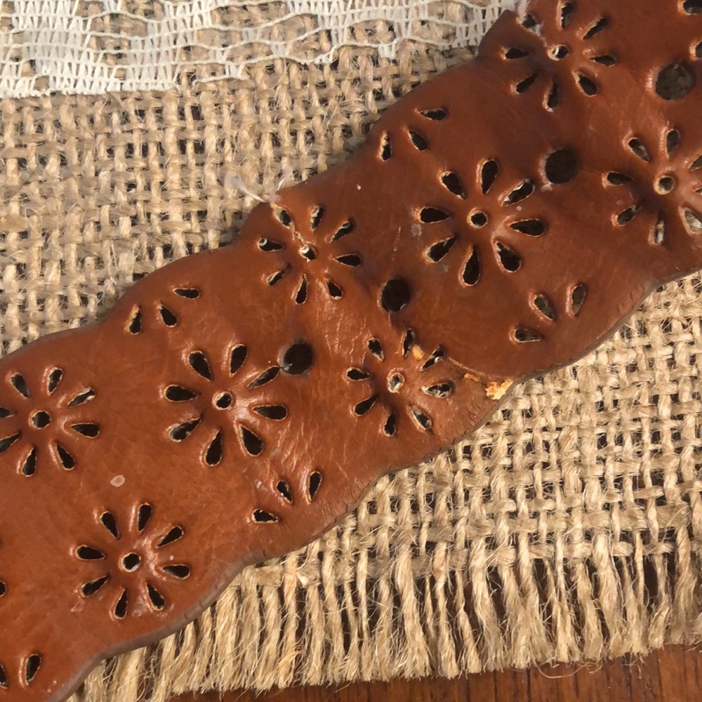 Belt - Picture 5 of 6